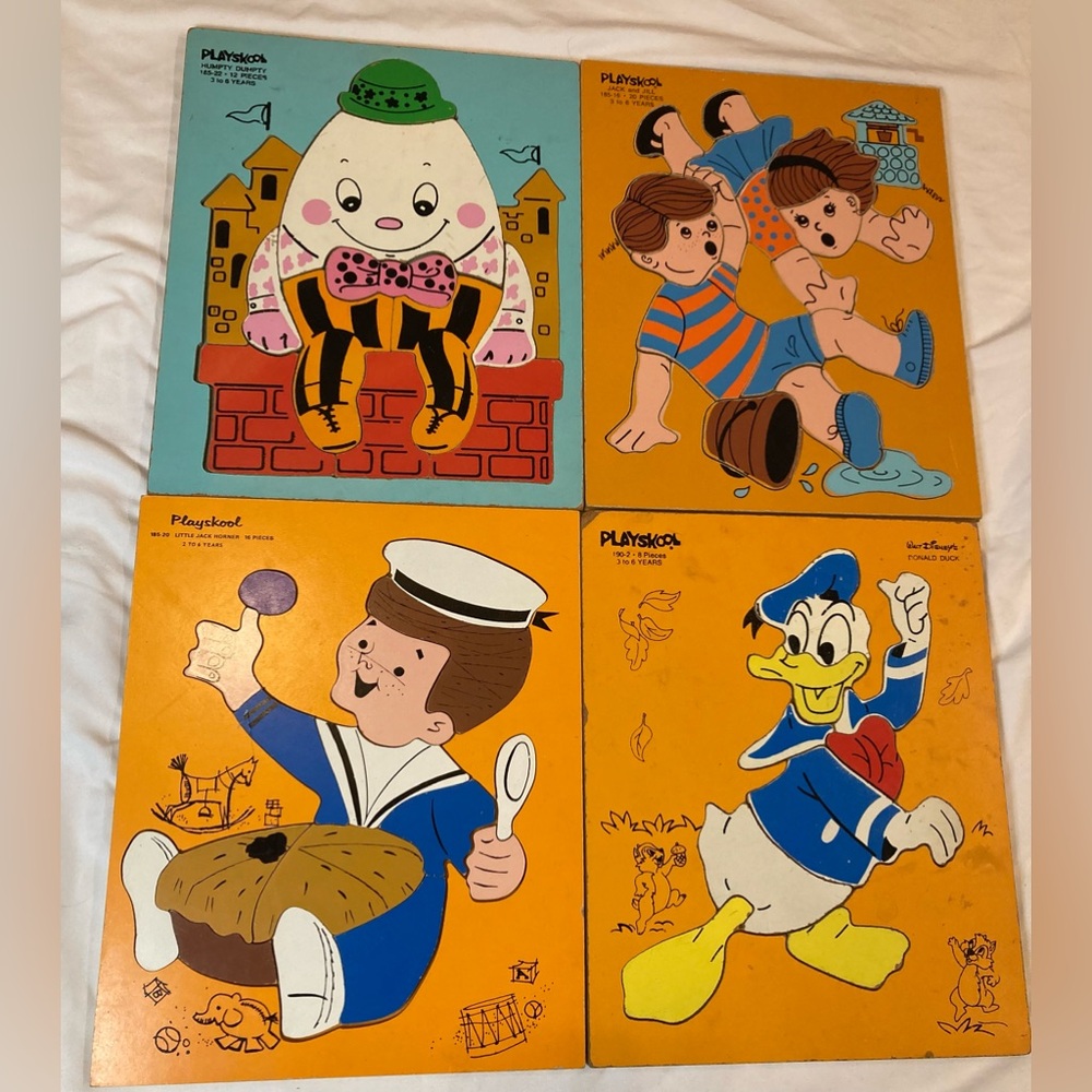 2 sets of Melissa & Doug wooden puzzles. 4 pet puzzles & 4 dinosaur puzzles
